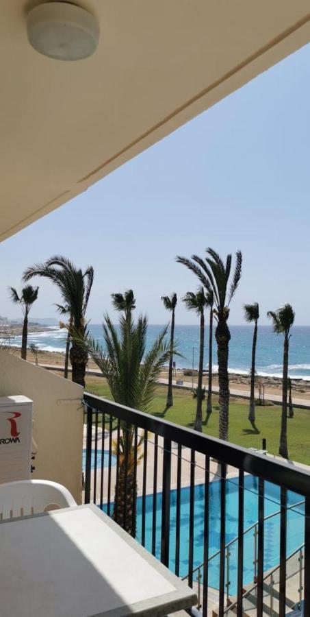 Simos Magic Beach Hotel Apts ไอยานาปา ภายนอก รูปภาพ