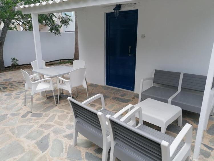 Simos Magic Beach Hotel Apts ไอยานาปา ภายนอก รูปภาพ