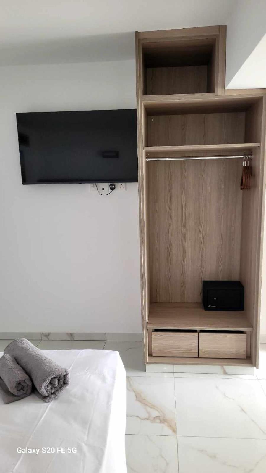 Simos Magic Beach Hotel Apts ไอยานาปา ภายนอก รูปภาพ